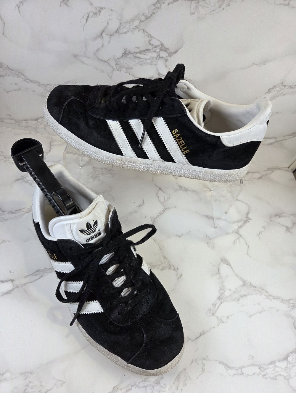 adidas Black & White Gazelle Suede Low-Top Sneakers(B14)